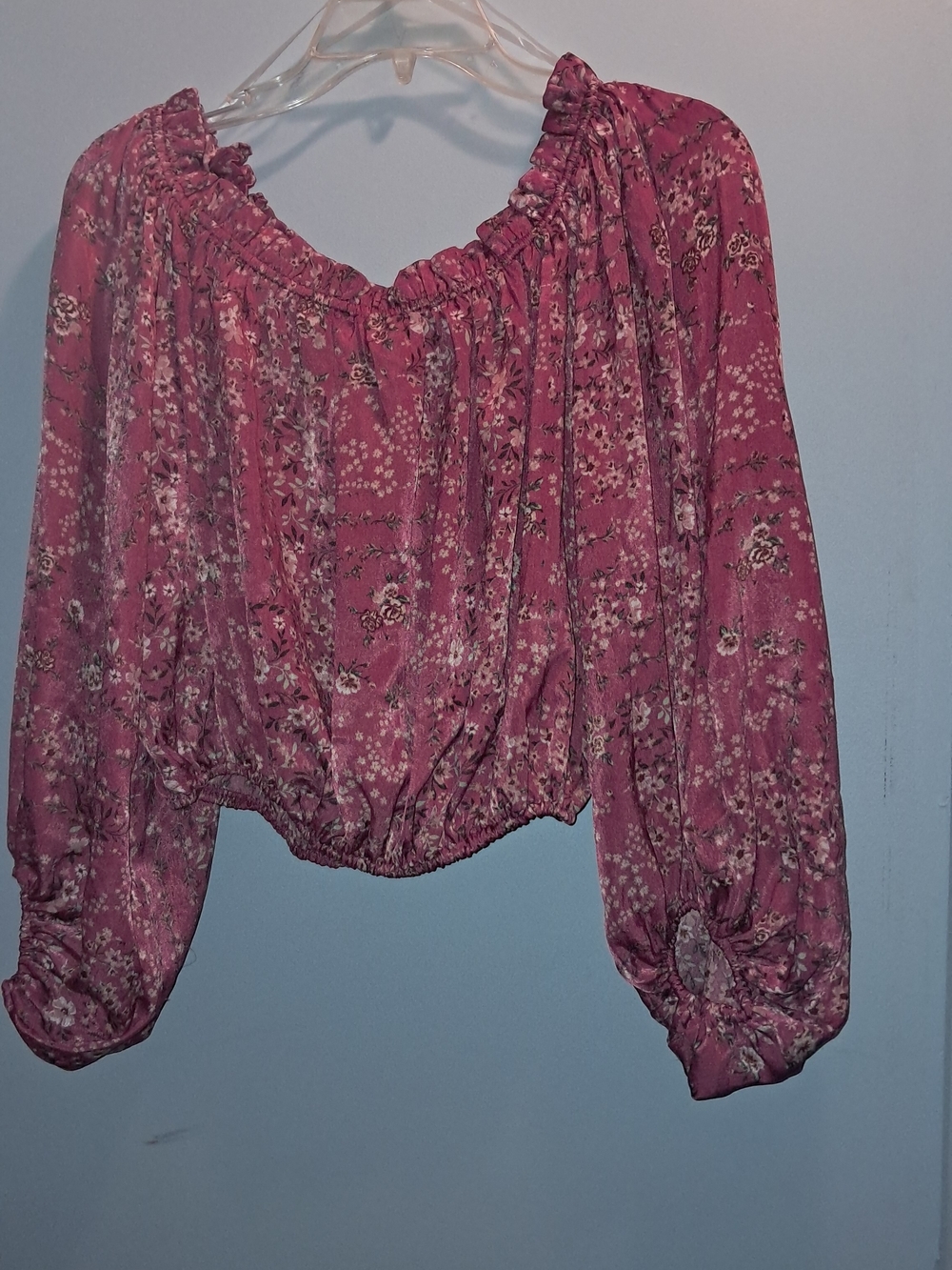 Bohemian Off-Shoulder Floral Blouse in Mauve Pink